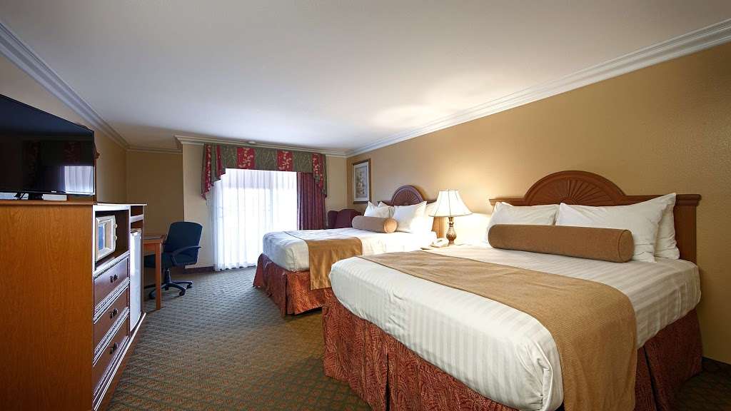 Best Western Harbour Inn & Suites | 16912 Pacific Coast Hwy, Sunset Beach, CA 90742, USA | Phone: (562) 592-4770