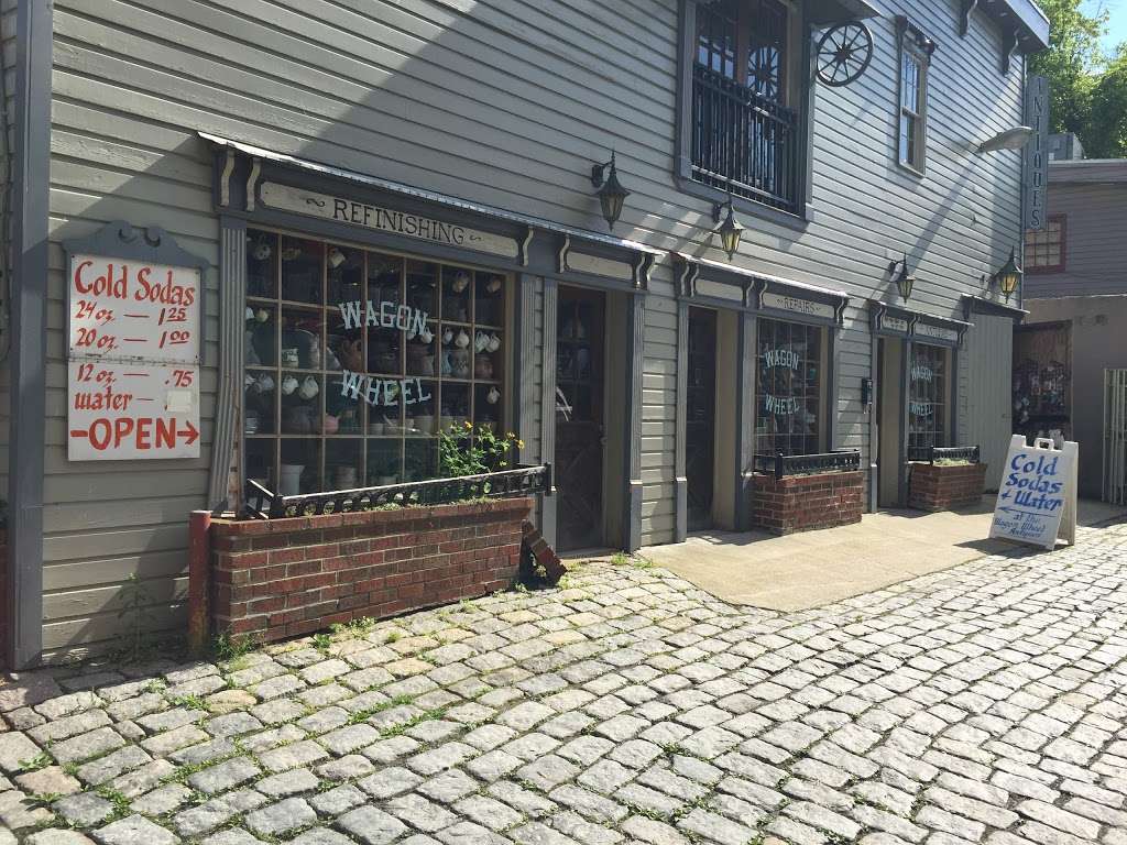 Wagon Wheel Antique Shop | 8061 Tiber Alley, Ellicott City, MD 21043, USA | Phone: (410) 465-7910