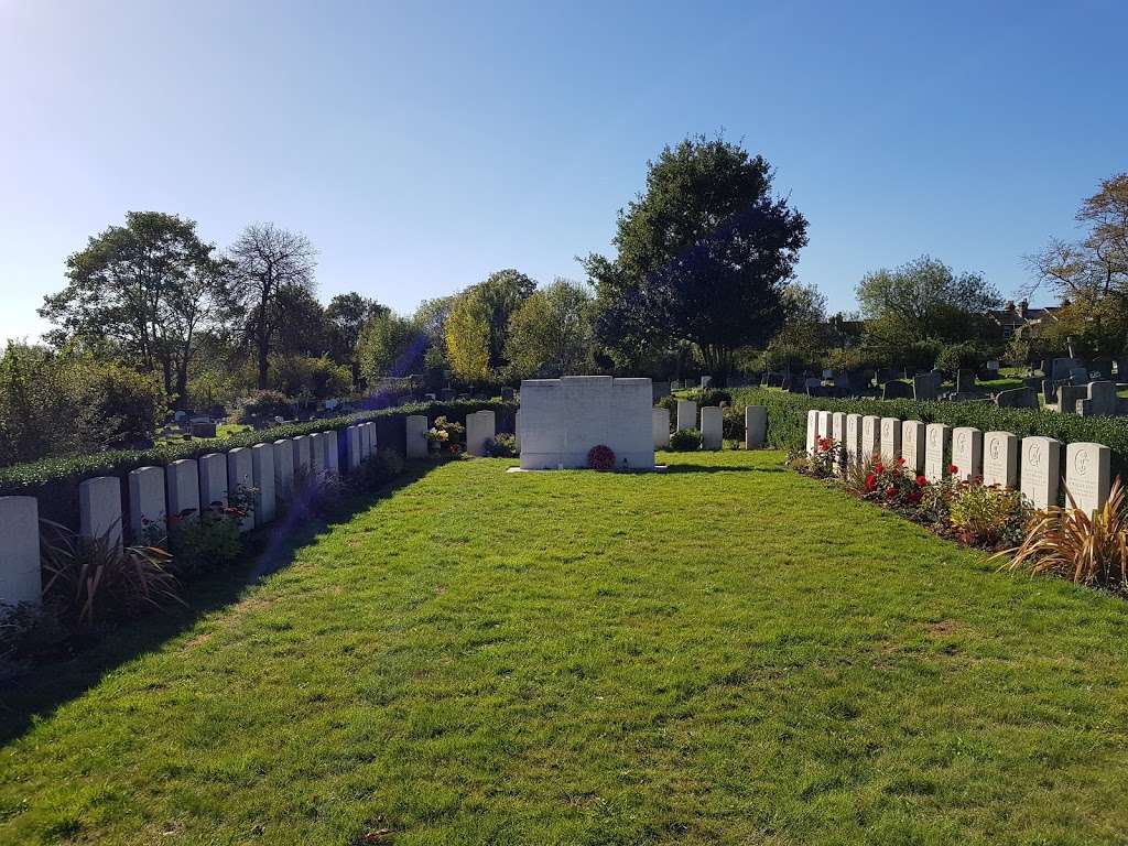 Beckenham Cemetery | Elmers End Rd, London, Beckenham BR3 4TD, UK | Phone: 020 8658 9495