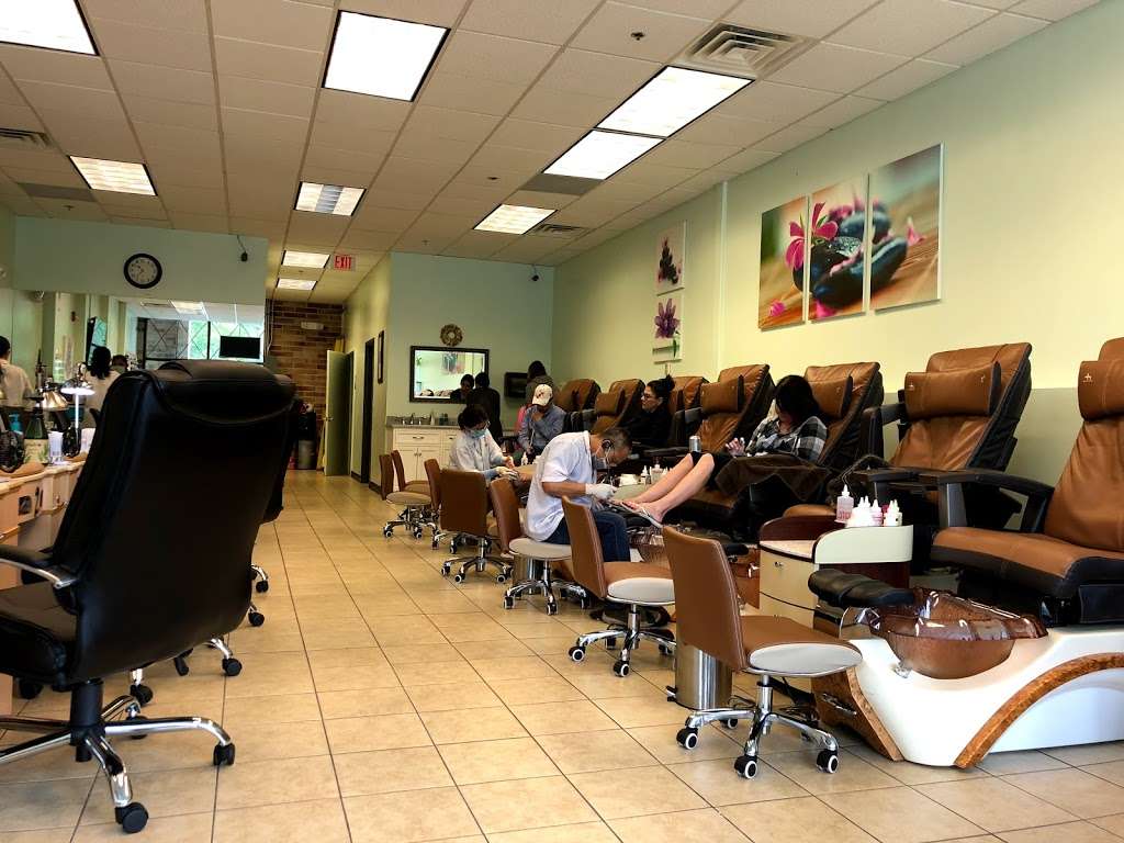 Image Nails & Spa | 956 N Neltnor Blvd, West Chicago, IL 60185, USA | Phone: (630) 206-3301