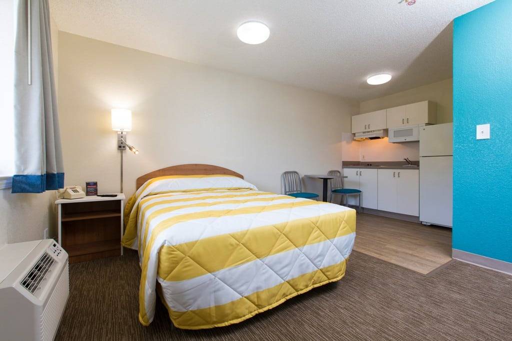 InTown Suites Extended Stay Chesapeake VA - Greenbrier Road | 2150 Old Greenbrier Rd, Chesapeake, VA 23320, USA | Phone: (757) 523-1448