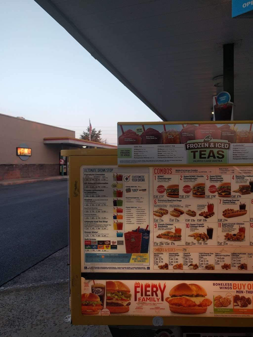 Sonic Drive-In | 4247 Oregon Pike, Ephrata, PA 17522, USA | Phone: (717) 859-3710