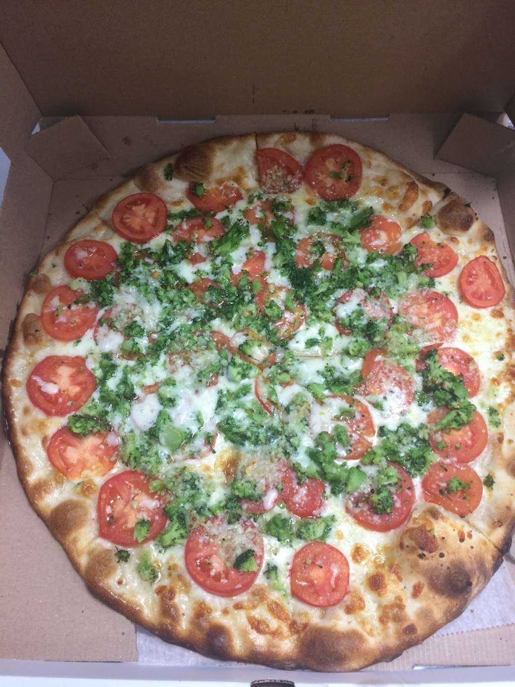 Brothers Pizza | 868 Broadway, West Long Branch, NJ 07764, USA | Phone: (732) 571-7800