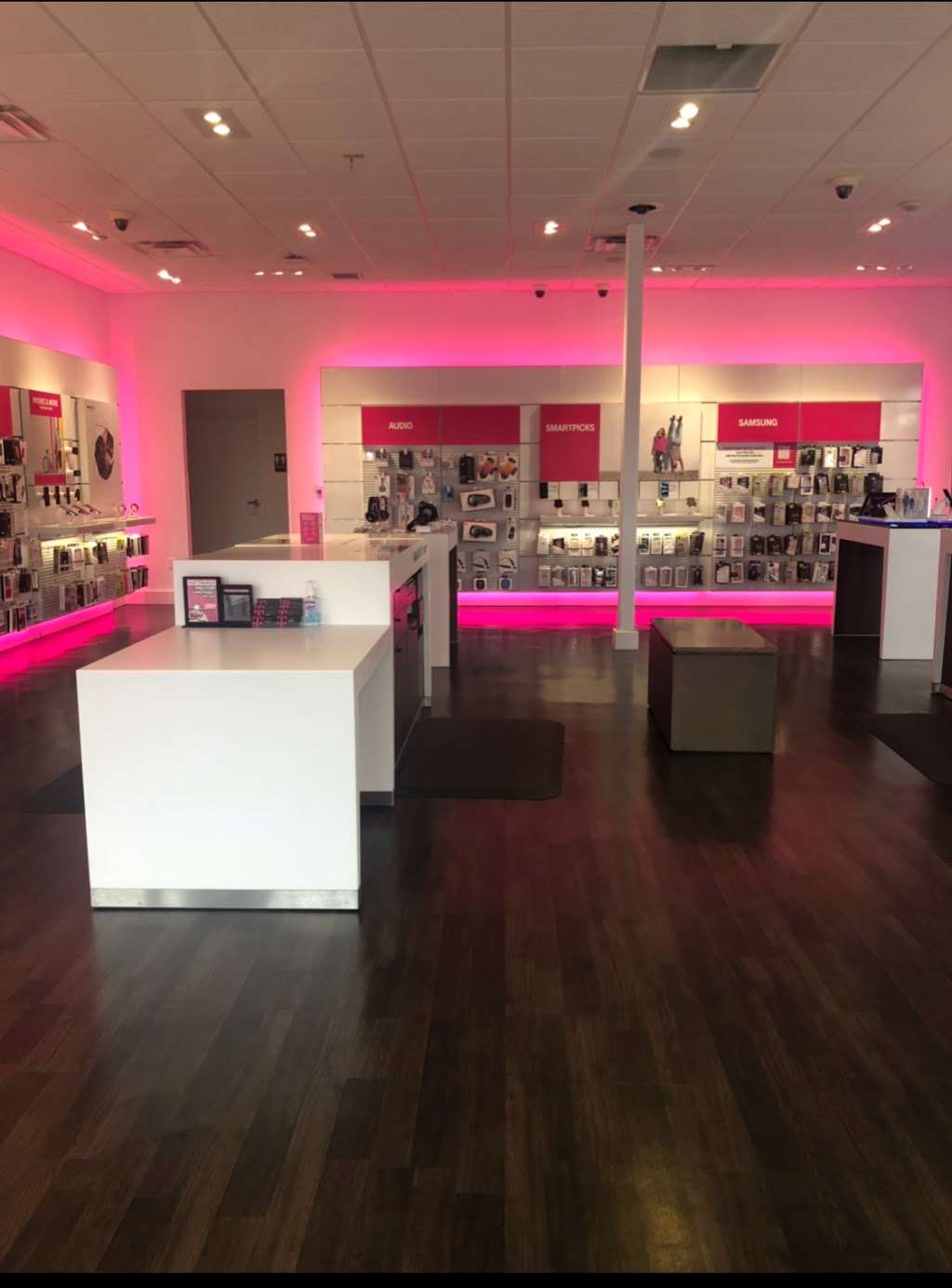 T-Mobile | 7221 Sheridan Boulevard Ste C, Westminster, CO 80003 | Phone: (303) 650-0240