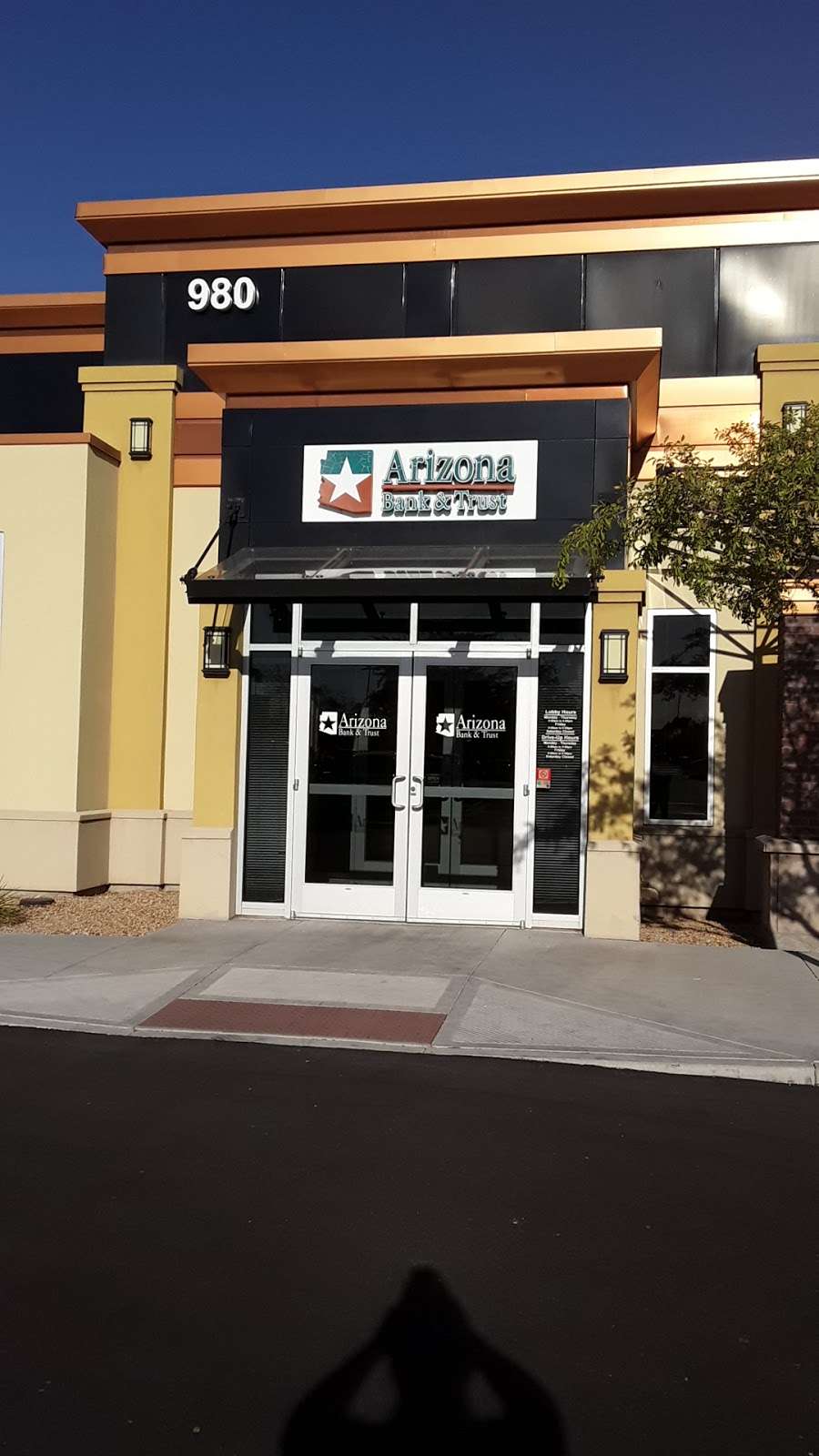 Arizona Bank & Trust | 980 E Baseline Rd, Tempe, AZ 85283 | Phone: (480) 346-4600