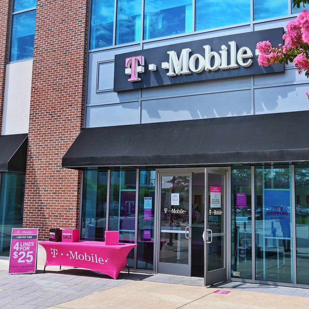 T-Mobile | 1 Echelon Mall #1300, Voorhees Township, NJ 08043, USA | Phone: (856) 772-0193