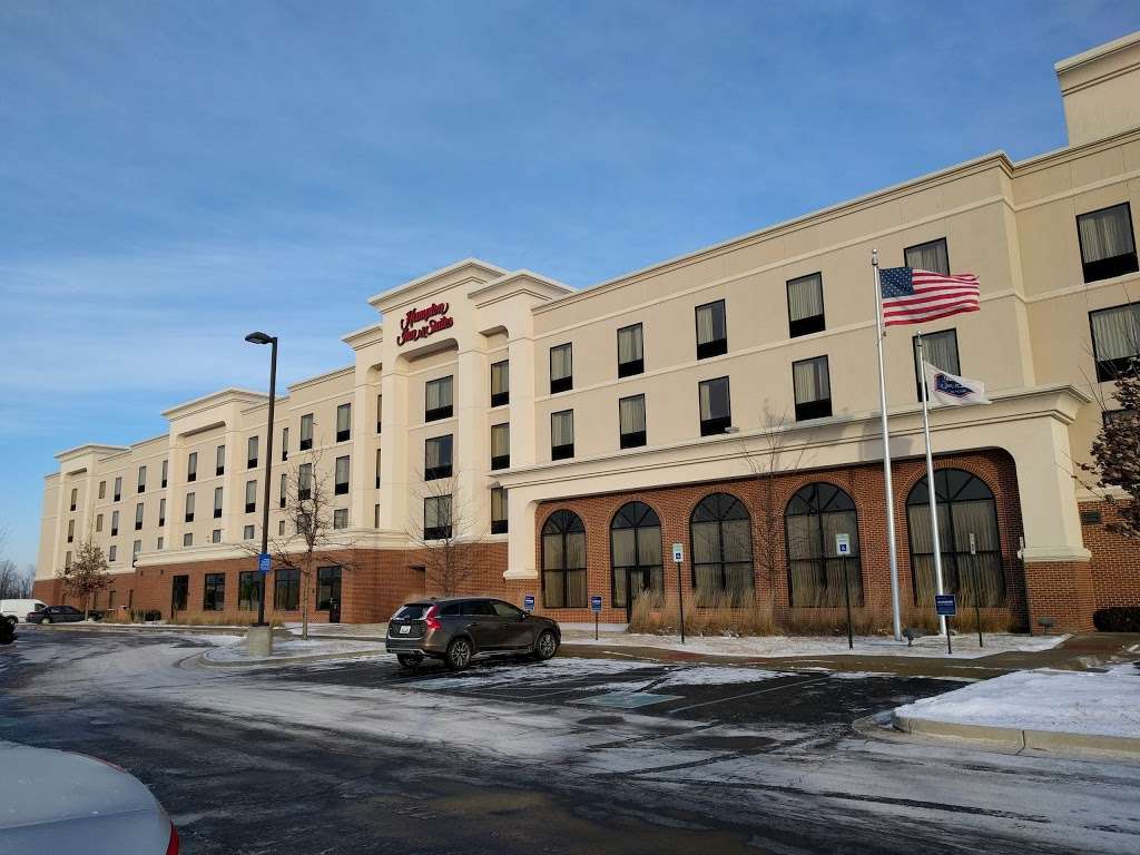 Hampton Inn & Suites Indianapolis-Airport | 9020 Hatfield Dr, Indianapolis, IN 46231 | Phone: (317) 856-1000