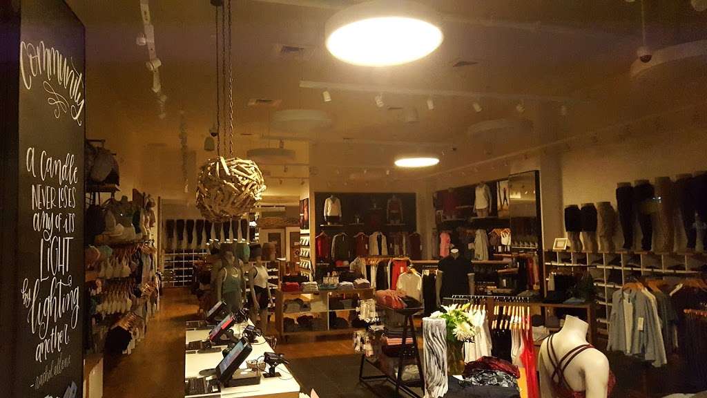 lululemon | 969 Baltimore Pike Unit 2, Glen Mills, PA 19342, USA | Phone: (610) 358-1273