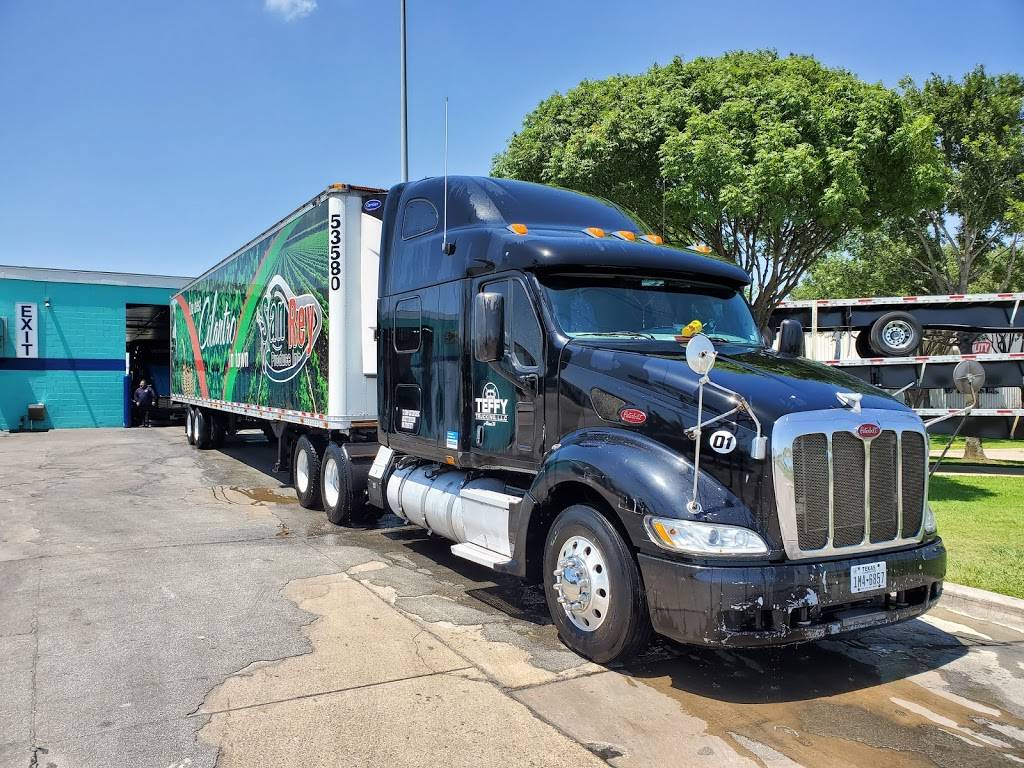 Blue Beacon Truck Wash of El Paso, TX | 11480 Stockyard Dr I-10 Exit 37, Socorro, TX 79927, USA | Phone: (915) 859-5596