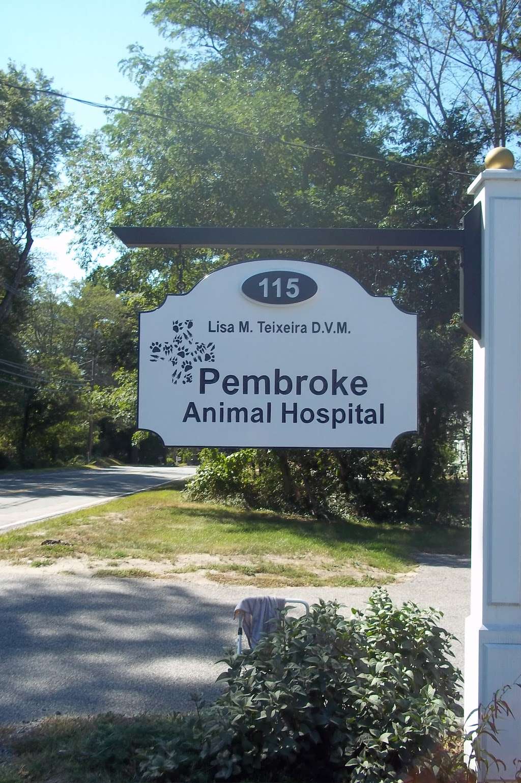 Pembroke Animal Hospital | 115 Mattakeesett St, Pembroke, MA 02359, USA | Phone: (781) 293-5184