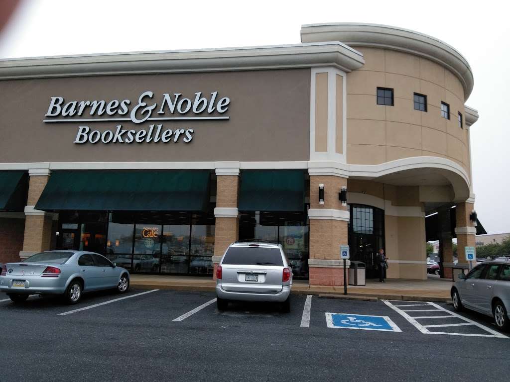 Barnes & Noble | Red Rose Commons 1700 H, Fruitville Pike, Lancaster, PA 17601, USA | Phone: (717) 290-8171