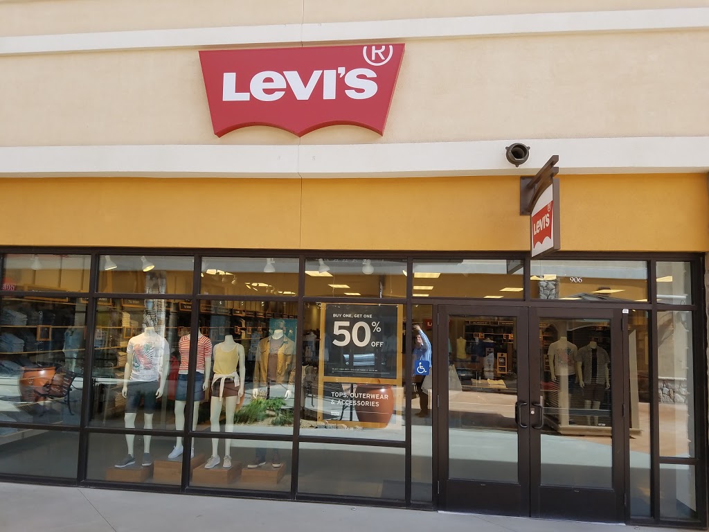 Levis Outlet Store at Outlets at Tejon Ranch | 5701 Outlets at Tejon Pkwy Suite 906, Arvin, CA 93203, USA | Phone: (661) 858-1021