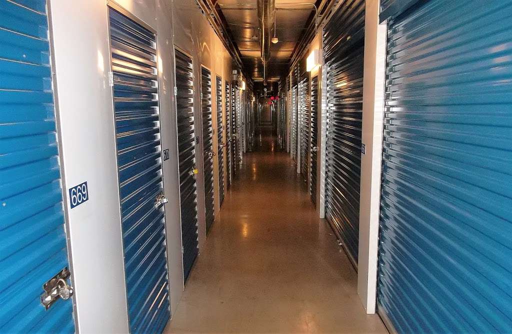 Your Storage Place - Perrin Beitel | 9423 Perrin Beitel Rd, San Antonio, TX 78217, USA | Phone: (210) 782-8469