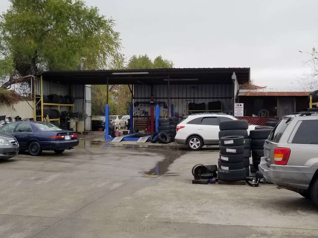 Franklins Tire Shop | Houston, TX 77083, USA | Phone: (832) 692-9478