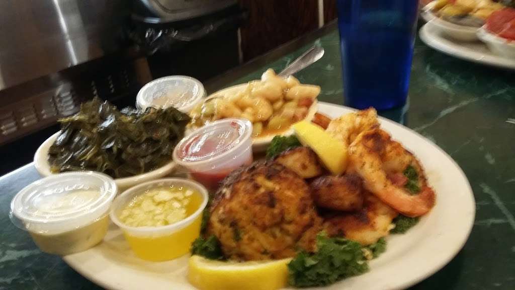 Southern Grille | 711 Main St, Ellendale, DE 19941, USA | Phone: (302) 422-9090