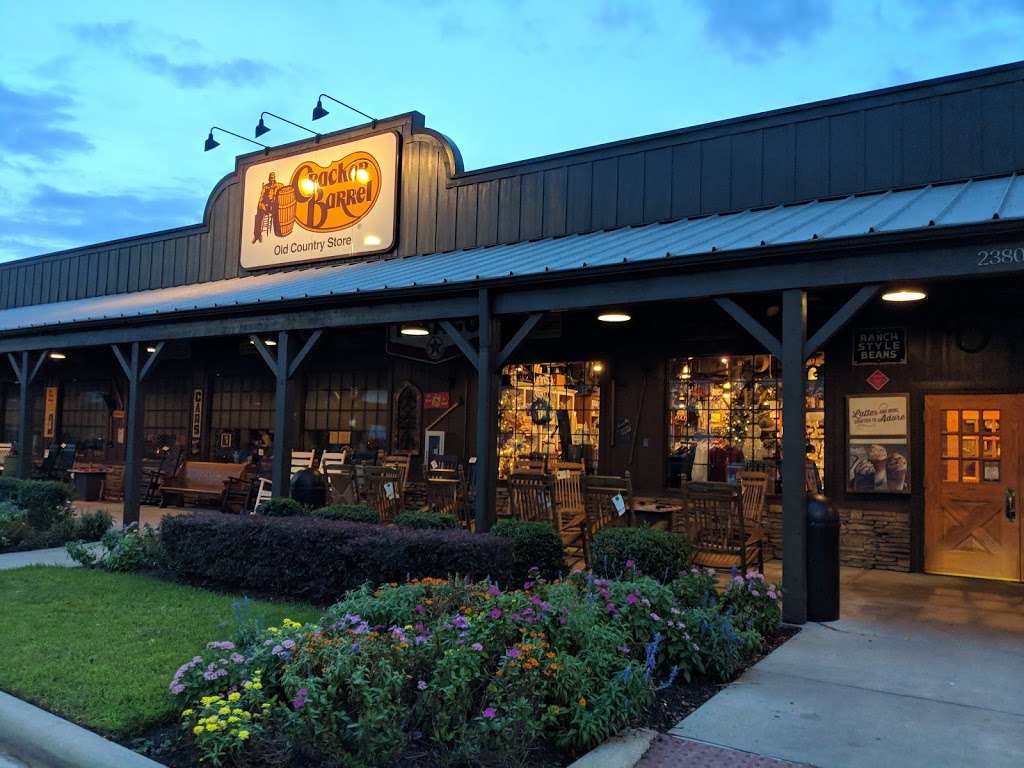 Cracker Barrel Old Country Store | 23801 Southwest Fwy, Rosenberg, TX 77471, USA | Phone: (281) 239-8858