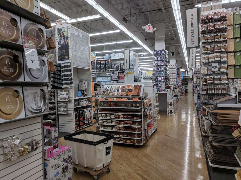 Bed Bath & Beyond | 15400 Shawnee Mission Pkwy, Shawnee, KS 66217 | Phone: (913) 268-4448