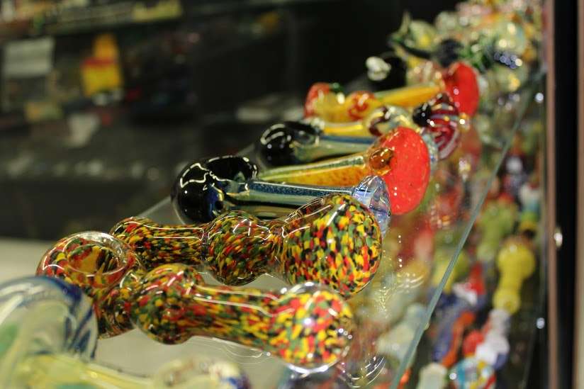 K&Gs Smoke Shop | 5817 S 16th St, Phoenix, AZ 85040, USA