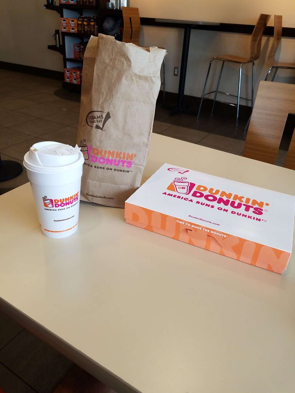 Dunkin Donuts | 15689 Southern Blvd, Loxahatchee Groves, FL 33470 | Phone: (561) 469-9337