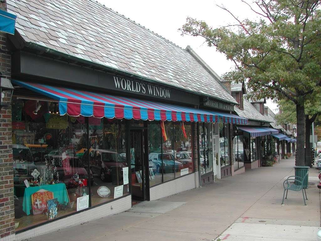 Worlds Window | 332 W 63rd St, Kansas City, MO 64113, USA | Phone: (816) 361-2500