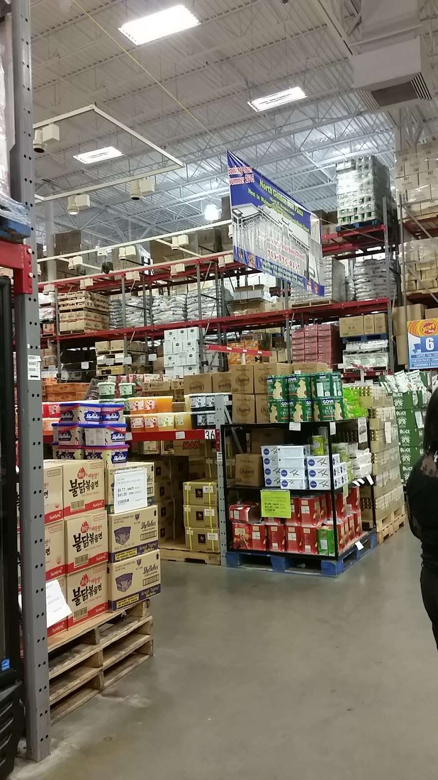 Suns Wholesale Club | 8388 W Sam Houston Pkwy S #180, Houston, TX 77072, USA | Phone: (832) 456-8228