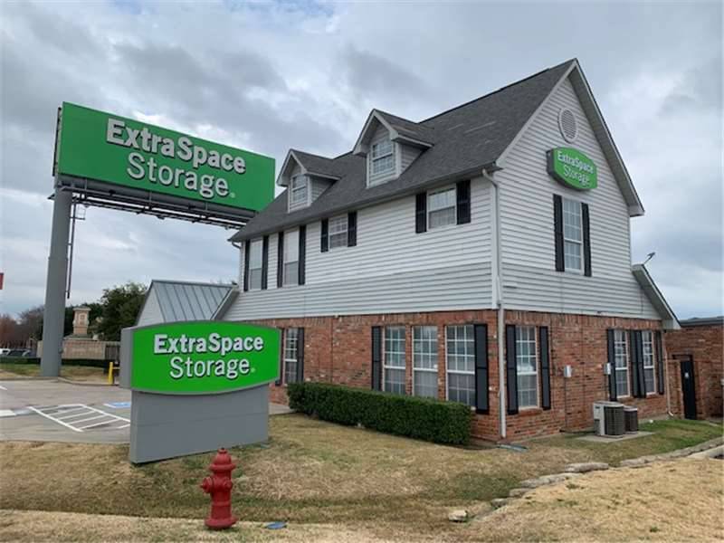 Extra Space Storage | 2750 N Hwy 360, Grand Prairie, TX 75050, USA | Phone: (972) 641-2555