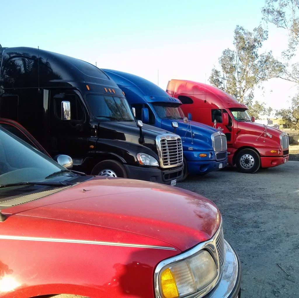 Sandys Trucking and Commercial Driver Recruiting Service - Now  | 2658 Laramie Rd, Riverside, CA 92506, USA | Phone: (909) 944-5739