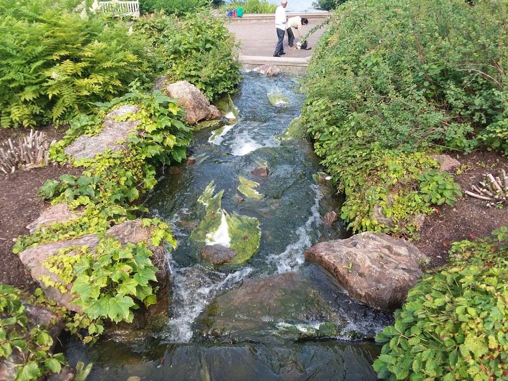 Waterfall Garden | Glencoe, IL 60022