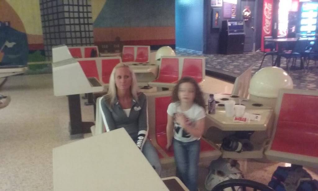 Southwyck Bowling Lanes | 5255 Heatherdowns Blvd, Toledo, OH 43614, USA | Phone: (419) 865-8815