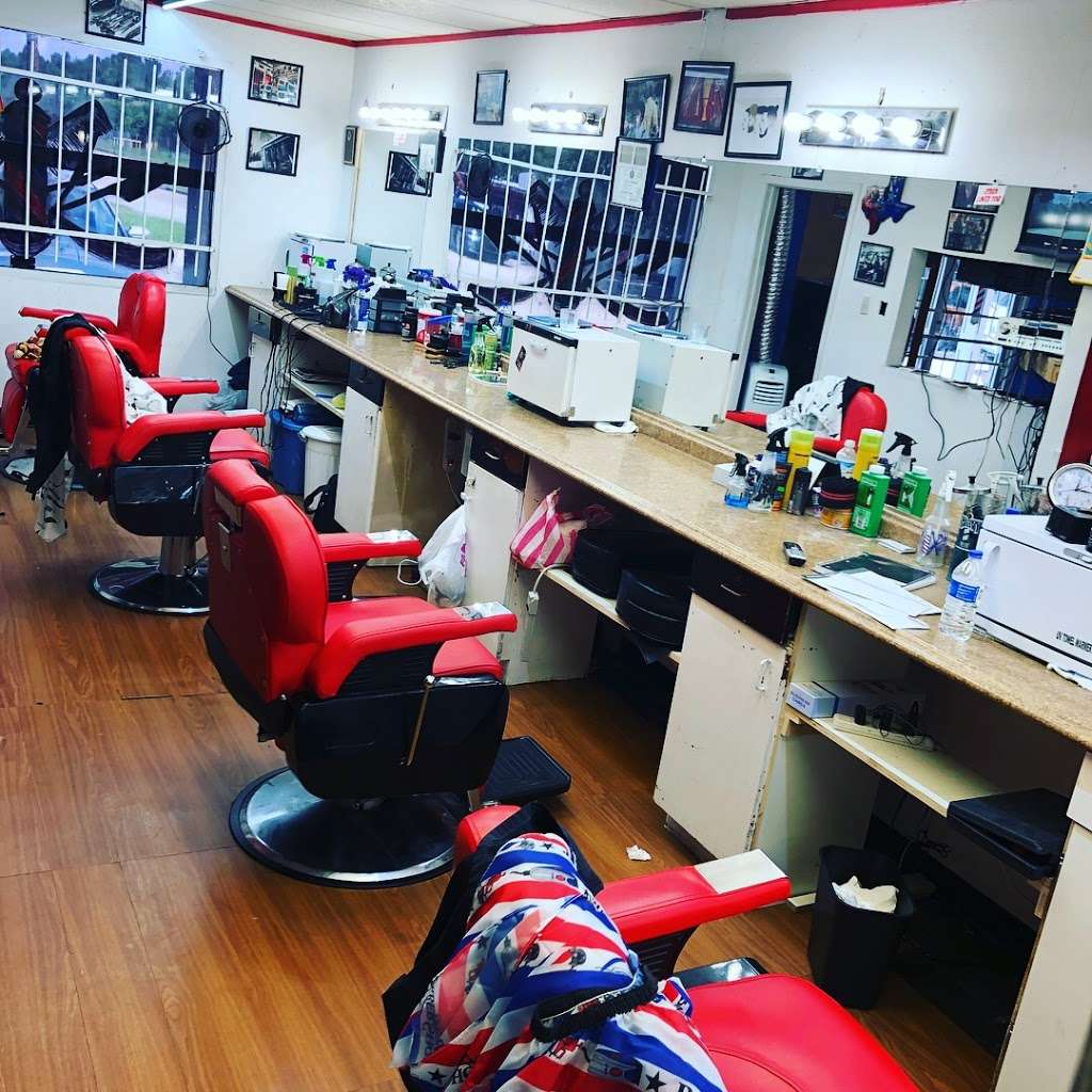 Blades & Fades Barber Shop | 14718 Kuykendahl Rd, Houston, TX 77090, United States | Phone: (281) 919-1468