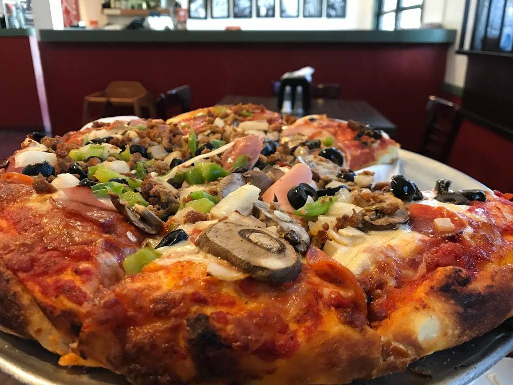 Buonos Pizzeria | 222 W 6th Street R-1, San Pedro, CA 90731, USA | Phone: (310) 547-0655