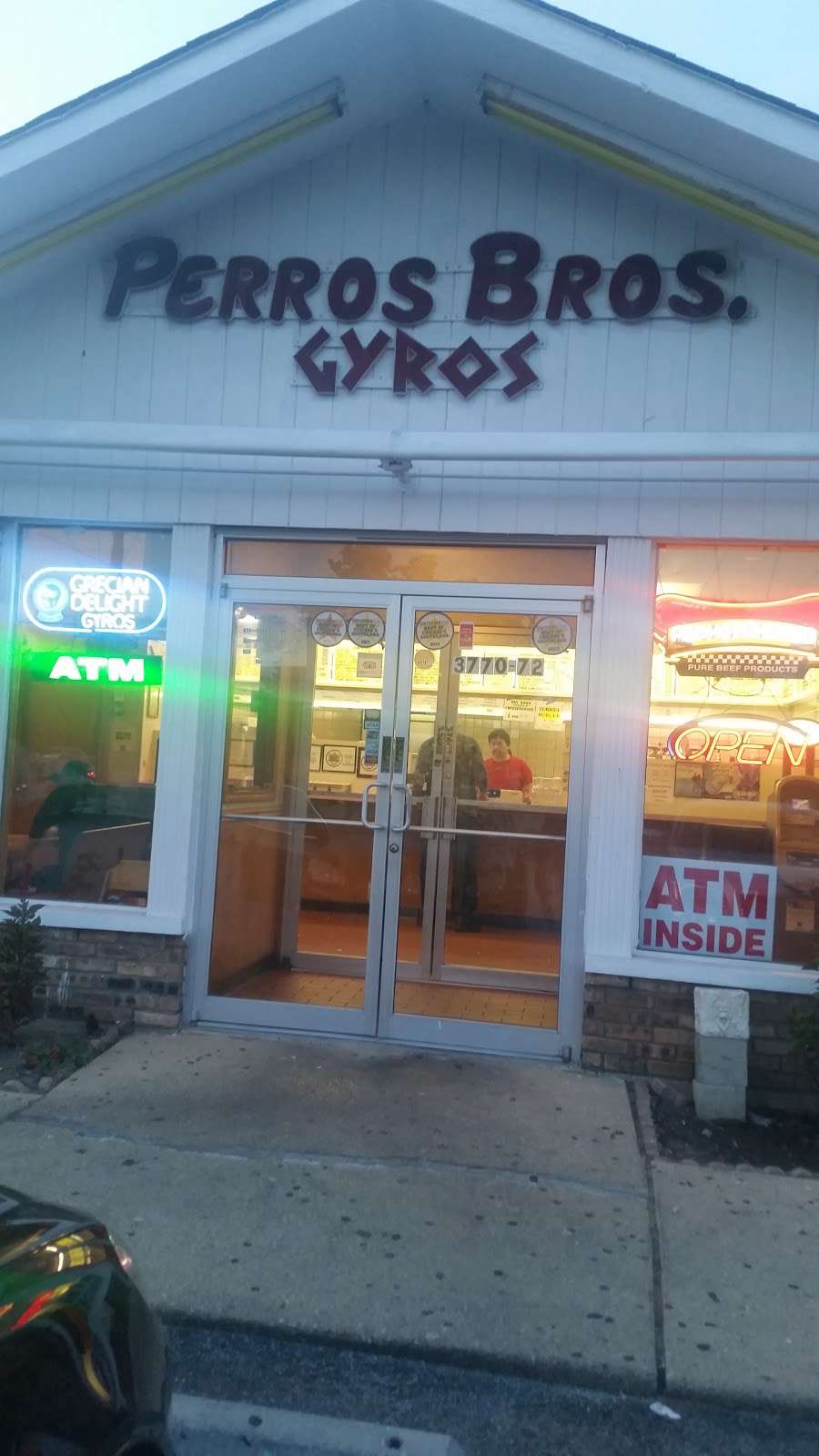 Perros Brothers Gyros | 3770 Lincoln Hwy, Olympia Fields, IL 60461 | Phone: (708) 748-5666