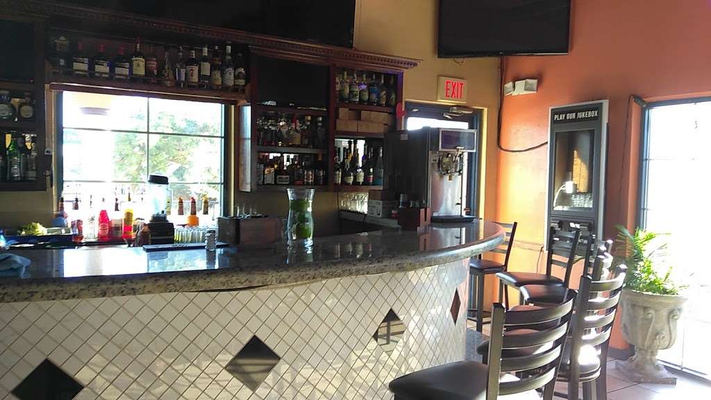 Morelia Restaurant #1 | 2707 W Jefferson Blvd, Dallas, TX 75211, USA | Phone: (214) 330-8223