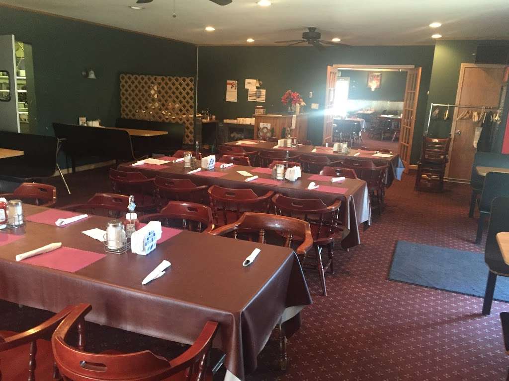 Gravity Restaurant & Bar | 40 Gravity Planes Rd, Waymart, PA 18472, USA | Phone: (570) 488-6918