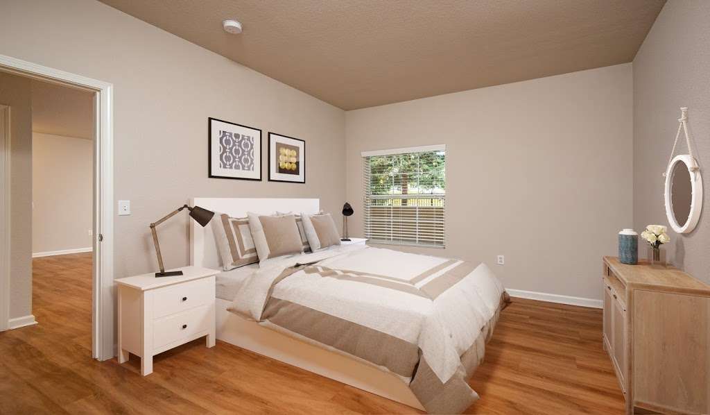 Monterey Grove Apartments | 6100 Monterey Rd, San Jose, CA 95138, USA | Phone: (562) 280-2448