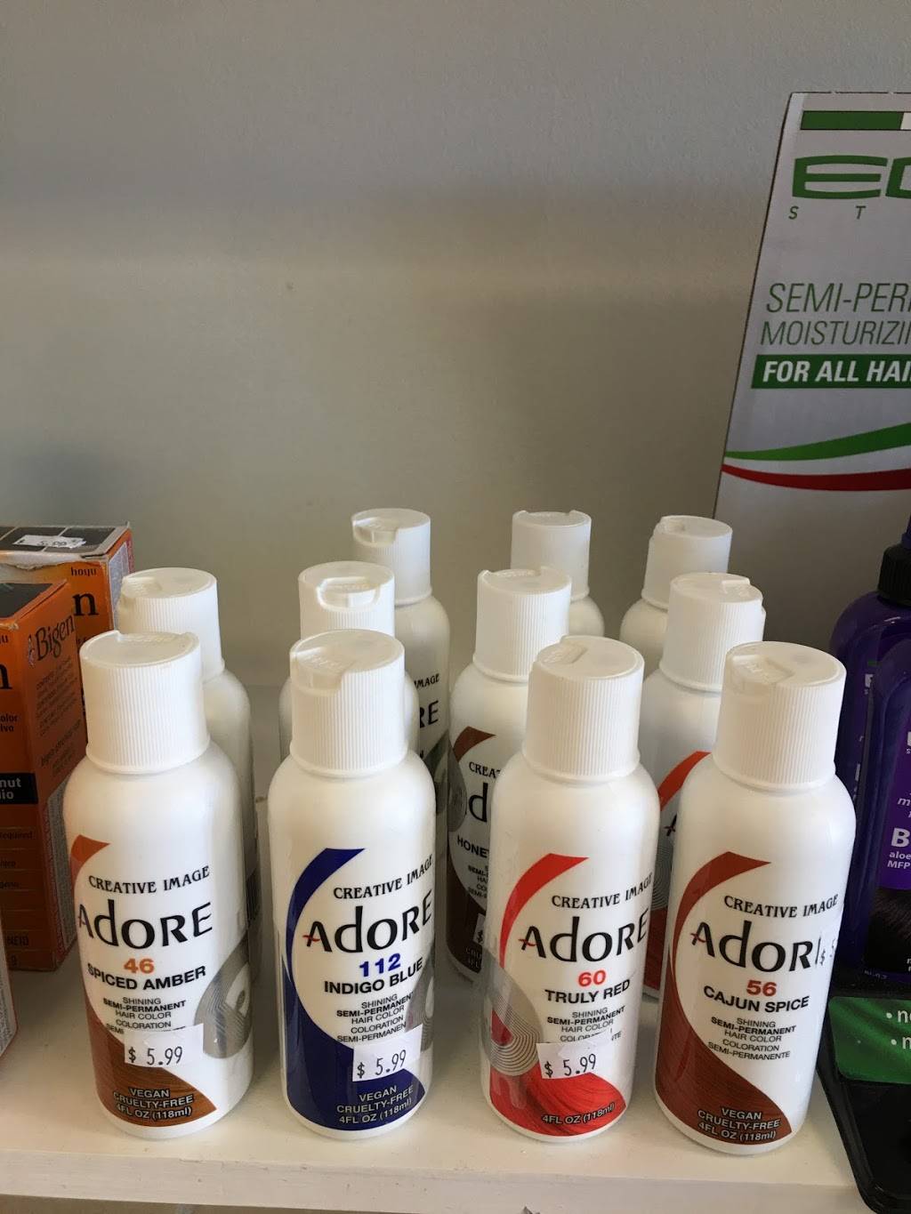 Her Crown Beauty Supply Store | 3035 Fayetteville St A, Durham, NC 27707, USA | Phone: (919) 225-8235