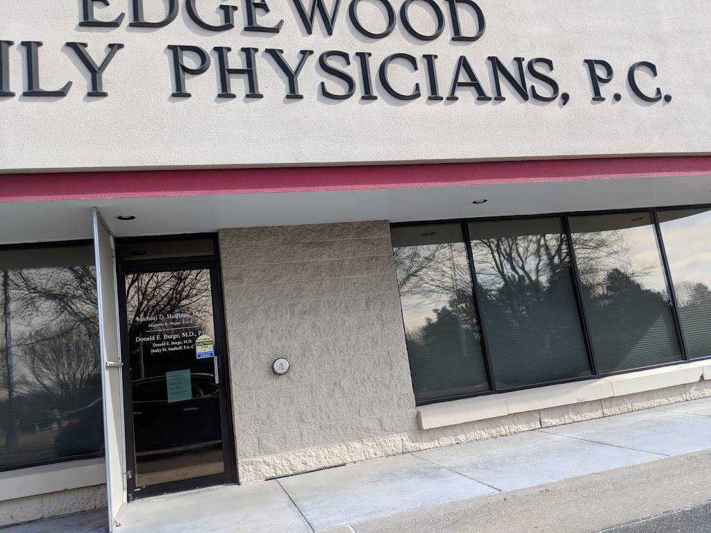 Edgewood Family Physicians | 5200 S 56th St #2, Lincoln, NE 68516, USA | Phone: (402) 421-6200
