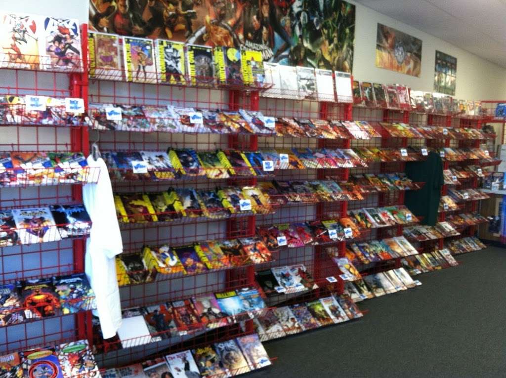 Downtown Comics | 7301 W 10th St, Indianapolis, IN 46214, USA | Phone: (317) 271-7610