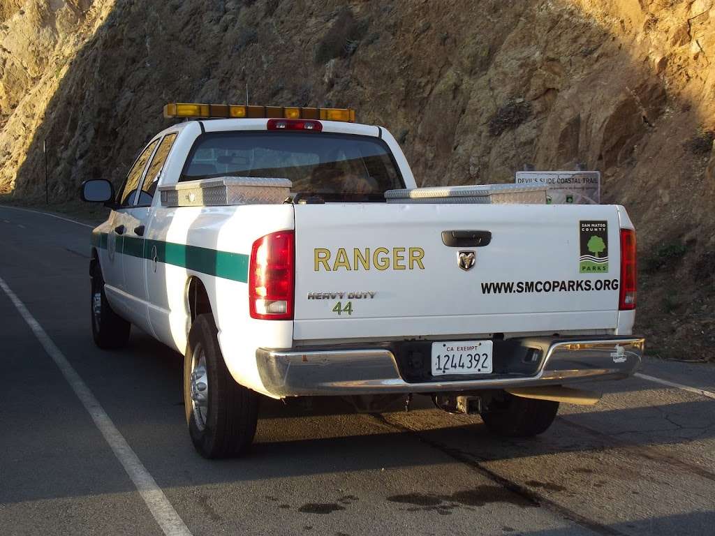 Devil’s Slide Trail (south parking lot) | CA-1, Half Moon Bay, CA 94019, USA
