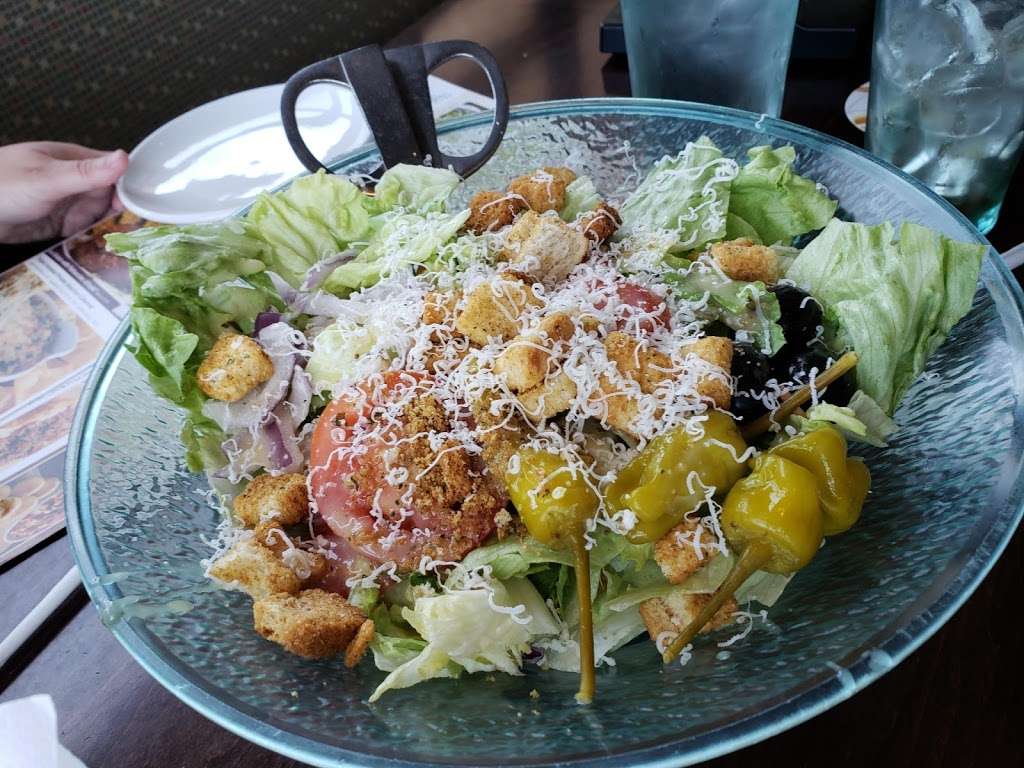 Olive Garden Italian Restaurant | 6970 N 95th Ave, Glendale, AZ 85305, USA | Phone: (623) 872-0003