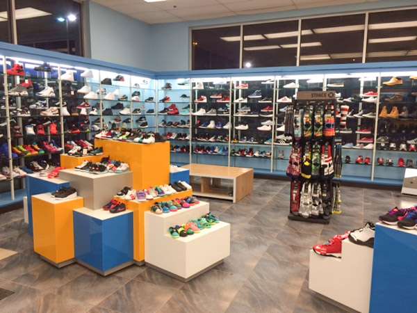 KicksUSA | 1556 Chester Pike Spc F-1, Eddystone, PA 19022, USA | Phone: (610) 447-0984