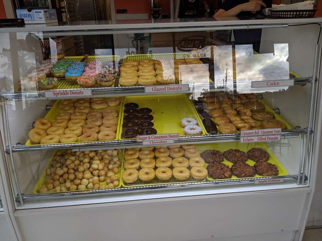 Fresh & best donuts | 7316 W Tidwell Rd, Houston, TX 77040, USA | Phone: (832) 940-2280