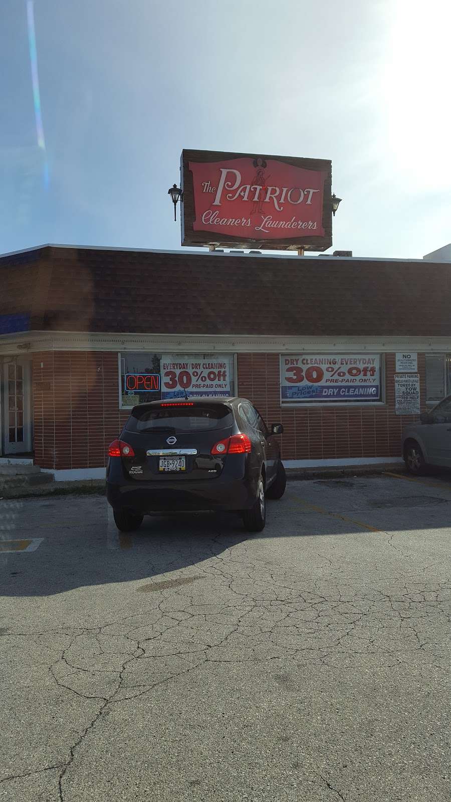 Patriot Cleaners | 1040 Garrett Rd, Upper Darby, PA 19082 | Phone: (610) 352-9977