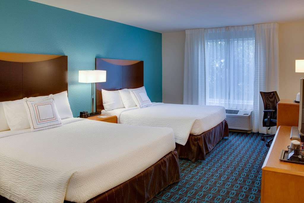 Fairfield Inn & Suites by Marriott Melbourne West/Palm Bay | 4355 W New Haven Ave, Melbourne, FL 32904, USA | Phone: (321) 722-2220