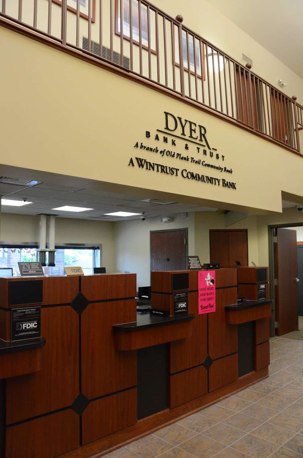 Dyer Bank & Trust | 1101 Joliet St, Dyer, IN 46311, USA | Phone: (219) 322-5964