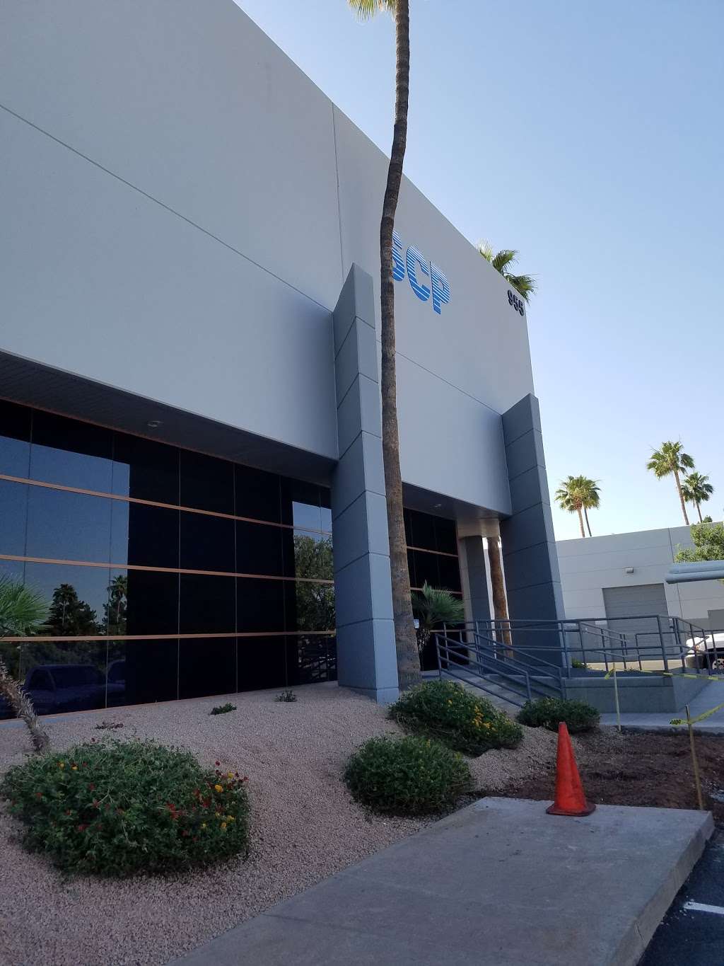 SCP Distributors LLC 955 N Fiesta Blvd Suite 1, Gilbert, AZ 85233