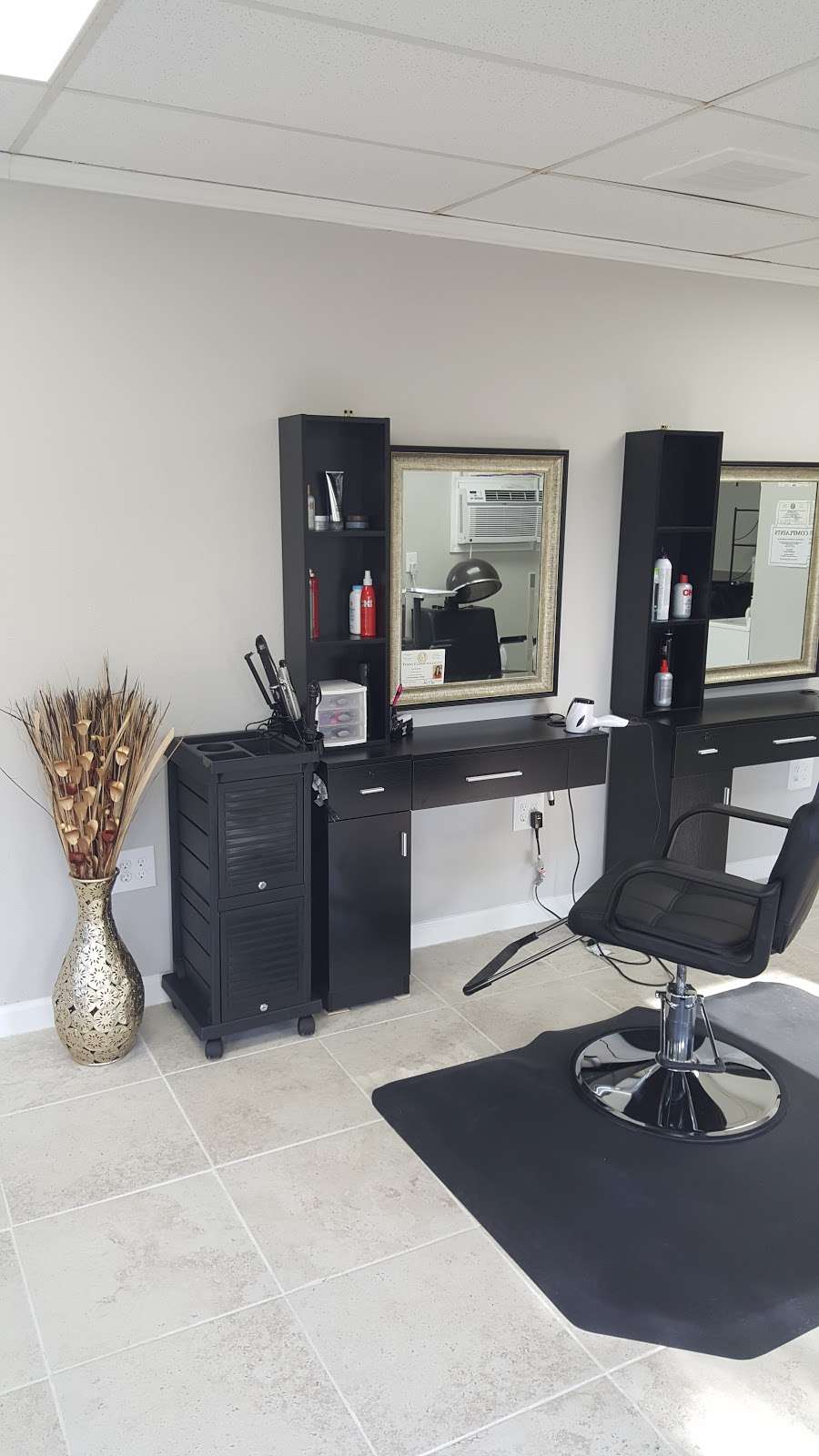 CREATIVE HAIR SALON | 1714 Roman Forest Blvd suite # a, New Caney, TX 77357, USA | Phone: (832) 445-6741