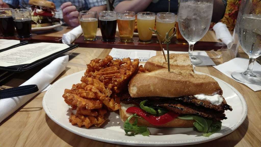 Buck Hill Brewery & Restaurant | 45 NJ-94, Blairstown, NJ 07825, USA | Phone: (908) 854-5300