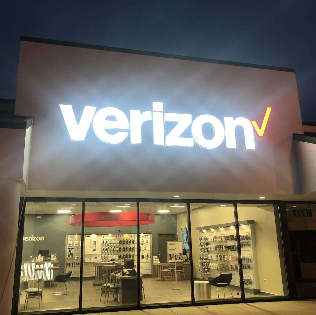 Verizon Authorized Retailer – Cellular Sales | 2828 75th St Unit 1, Woodridge, IL 60517, USA | Phone: (630) 324-6496