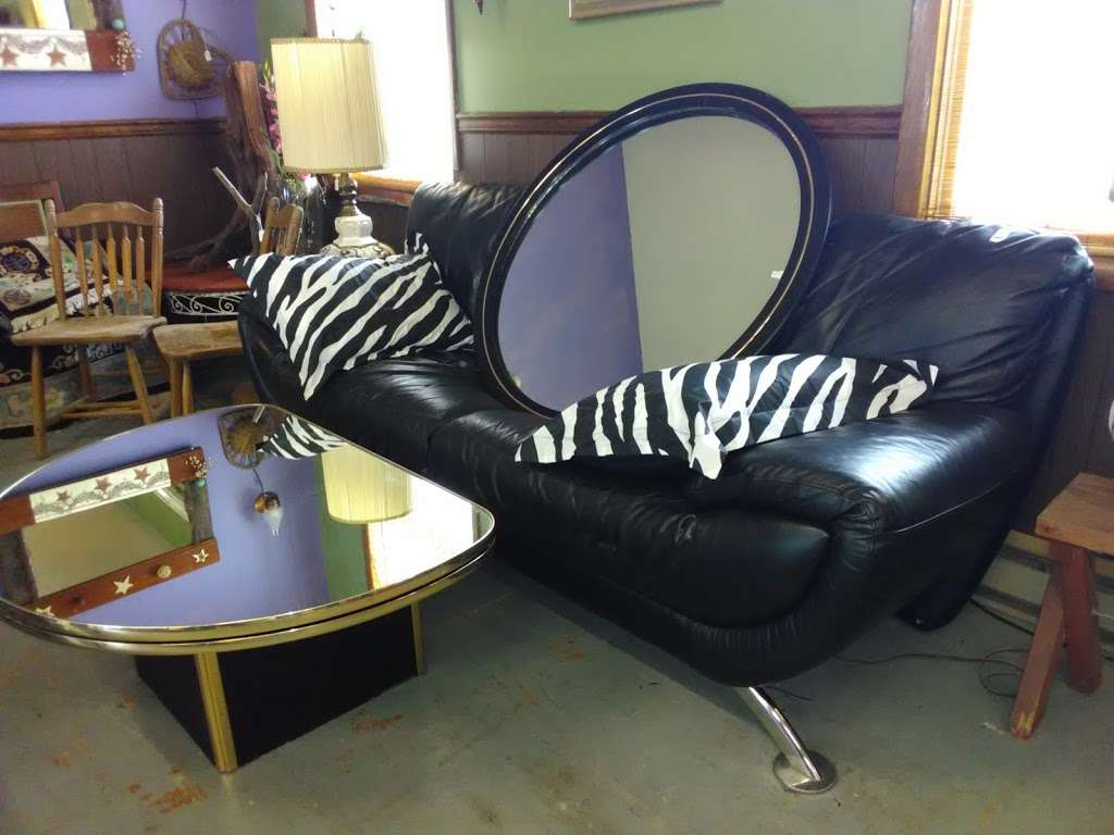 Dorothys Furniture N Appliance Store | 26809 Great Cove Rd, Mcconnellsburg, PA 17233, USA | Phone: (717) 377-1013